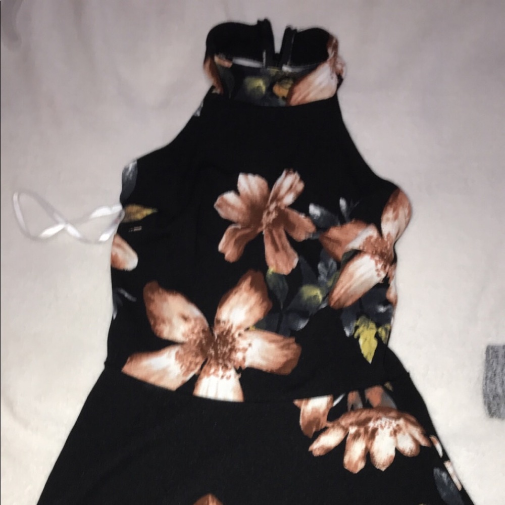 Ballerina style Dress, Halter Neck